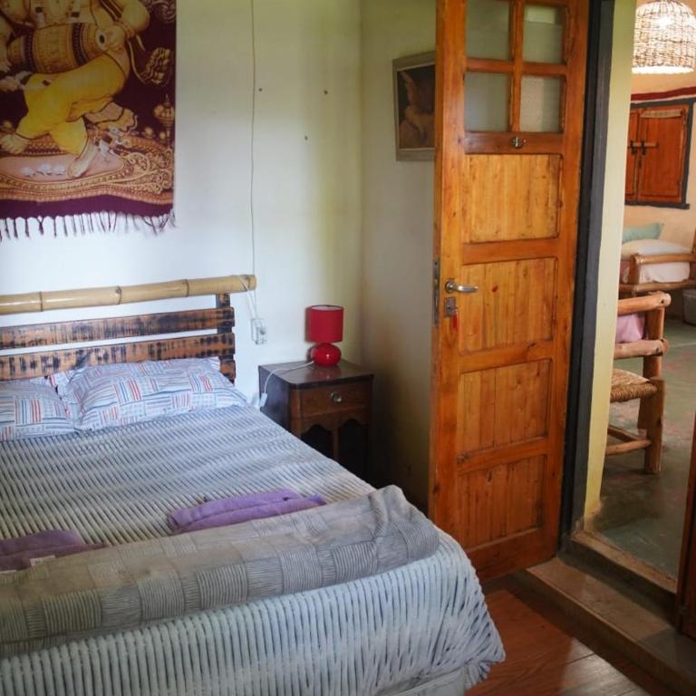 Rancho Lamaral Hostel & Camping - Cama en habitación compartida femenina de 6 camas - 14