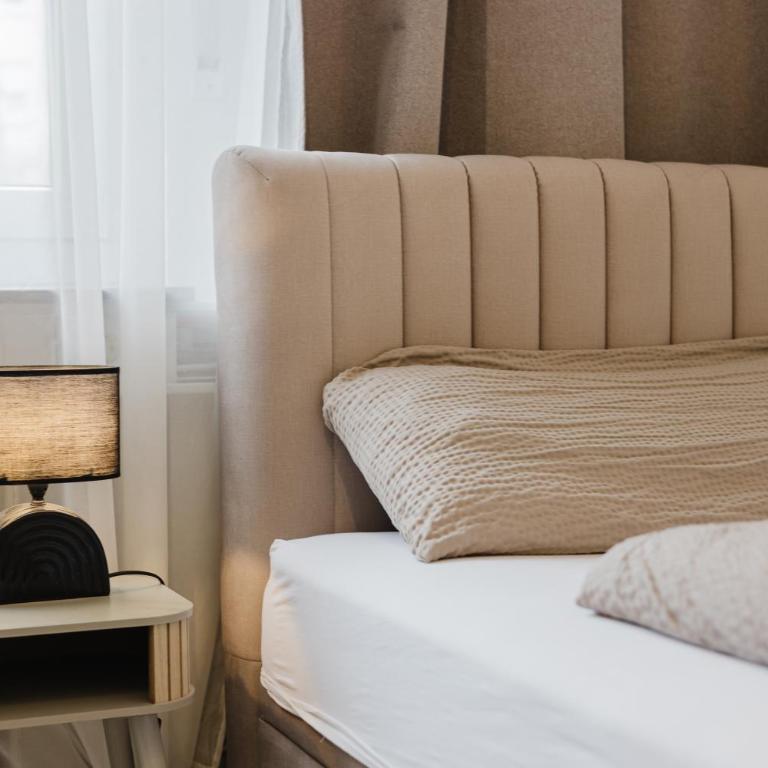 PrimeStay Appartementhaus - Zimmer für Lang und Kurzzeitaufenthalte - Camera Quadrupla con Bagno in Comune - 11