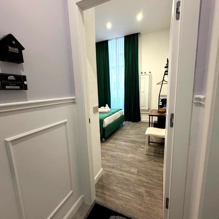 IHH COLLECTION - Eden Luxury Roma - Standard Queen Room - 3