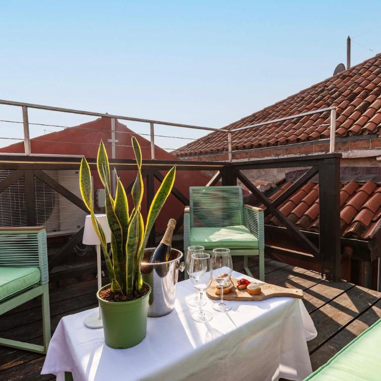 Biennale Roof Terrace Mansion - Three-Bedroom Apartment - 32