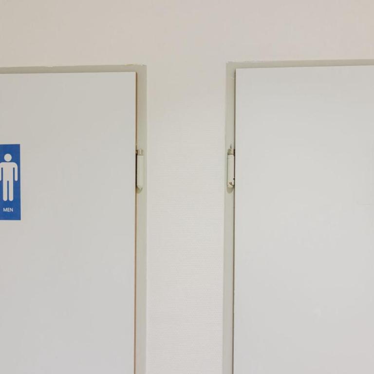 PrimeStay Appartementhaus - Zimmer für Lang und Kurzzeitaufenthalte - Camera Tripla Basic con Bagno in Comune - 16