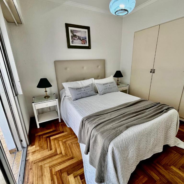 Departamento Zona Centro Avenida Colón a 3 cuadras del Mar ! - Apartamento de 1 dormitorio - 6