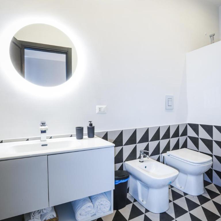 Nuccia Urban Loft - Large Double Room - 4