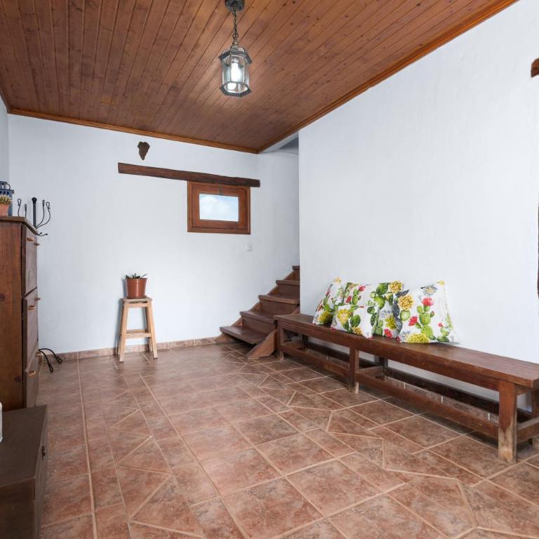 Home2Book Casa María Rustic Escape in Villaverde - Casa de 3 dormitorios - 16