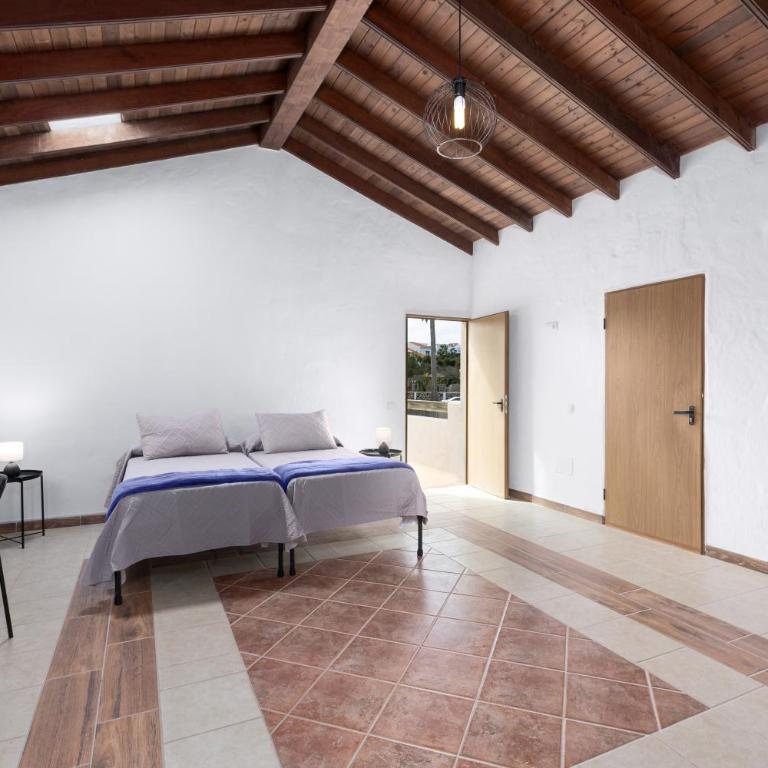 Home2Book Casa María Rustic Escape in Villaverde - Casa de 3 dormitorios - 17