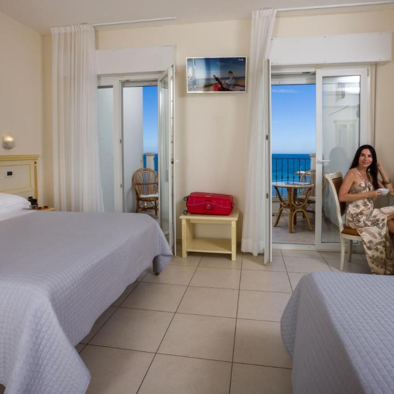 Hotel Zeus - Junior Suite - Fronte Spiaggia - 8