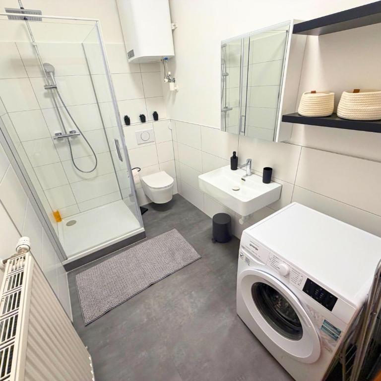 Leoben City Apartments - Premium Apartments 24 7 - Camera Quadrupla Premium - 3
