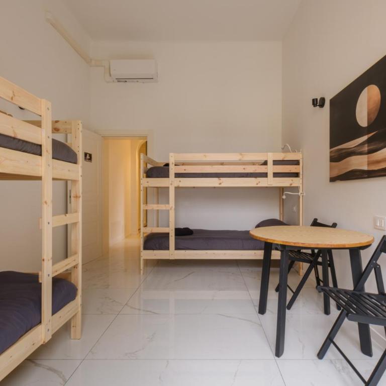 A Casa Gualandi - Posto Letto in Dormitorio Femminile per 4 Persone - 13