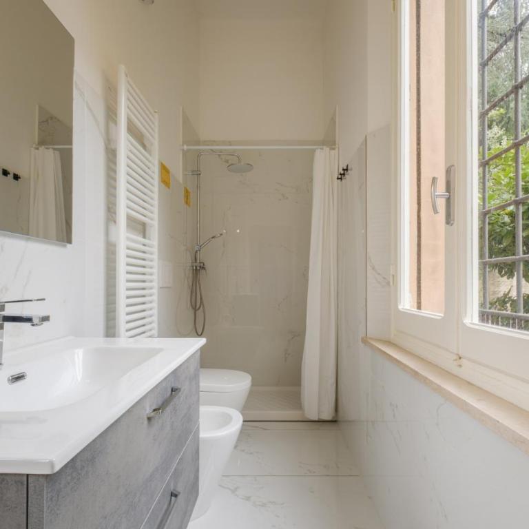 A Casa Gualandi - Posto Letto in Dormitorio Femminile per 4 Persone - 14