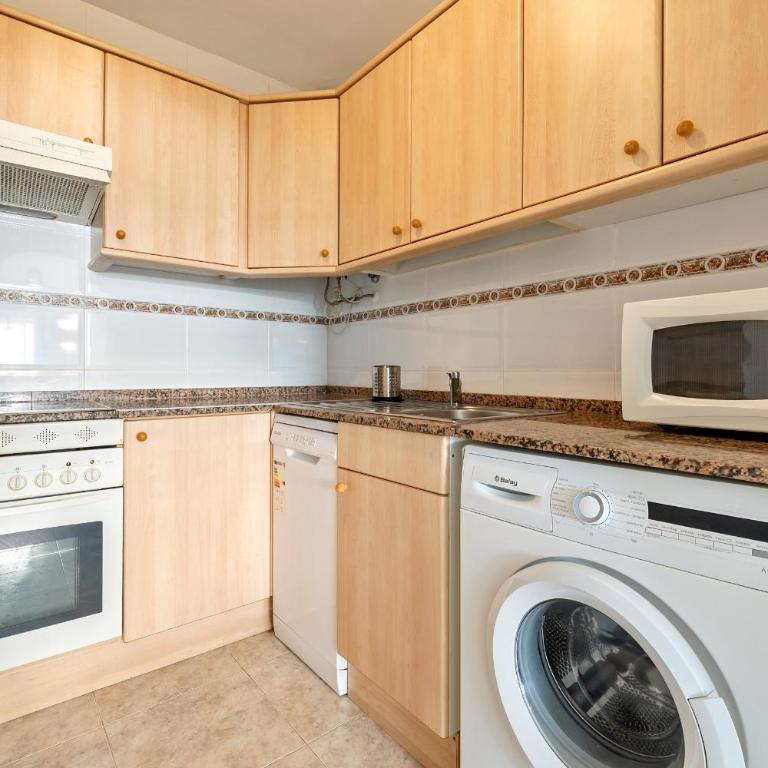 Hauzify I Apartament Aventura - Apartamento de 3 dormitorios - 9