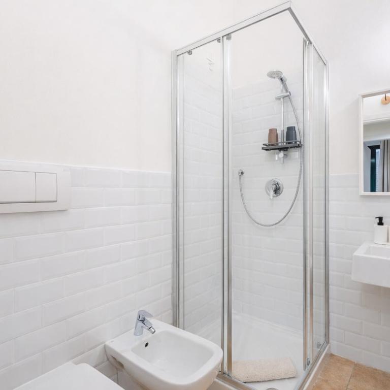 Giardino a Milano - Elegante Appartamento - Appartamento con 2 Camere da Letto - 11