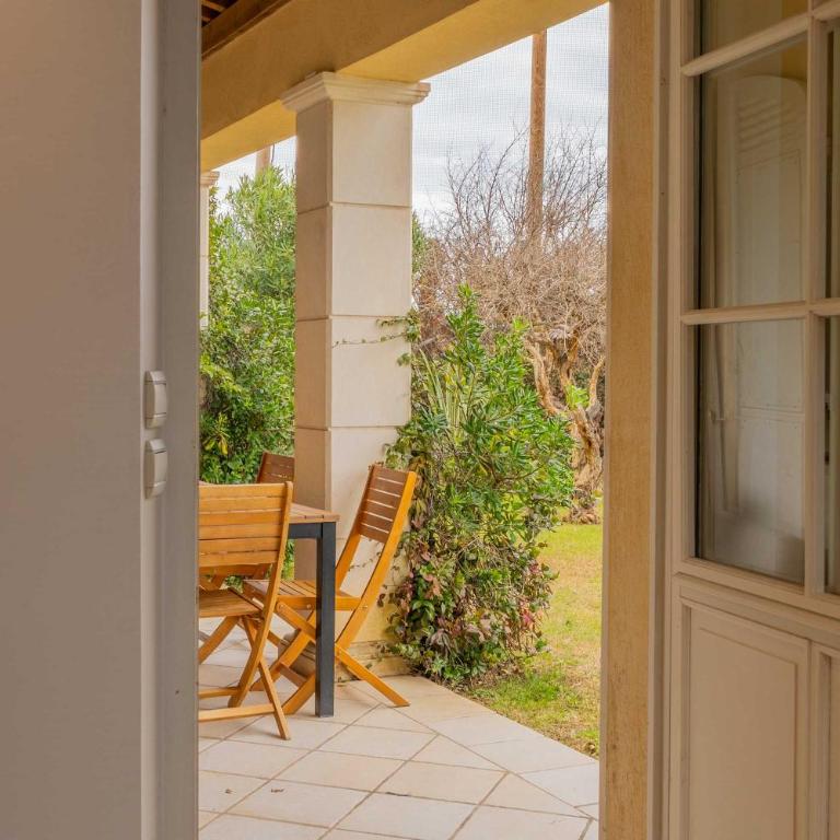 Spacious Villa with Pool & A-C for 8 - Sea View - Apartamento - 6