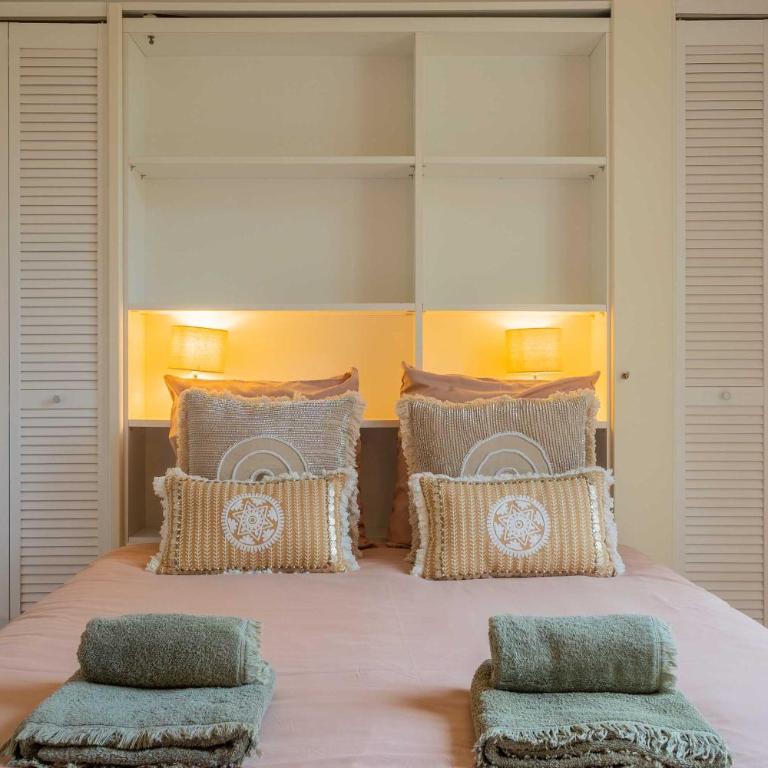Spacious Villa with Pool & A-C for 8 - Sea View - Apartamento - 21