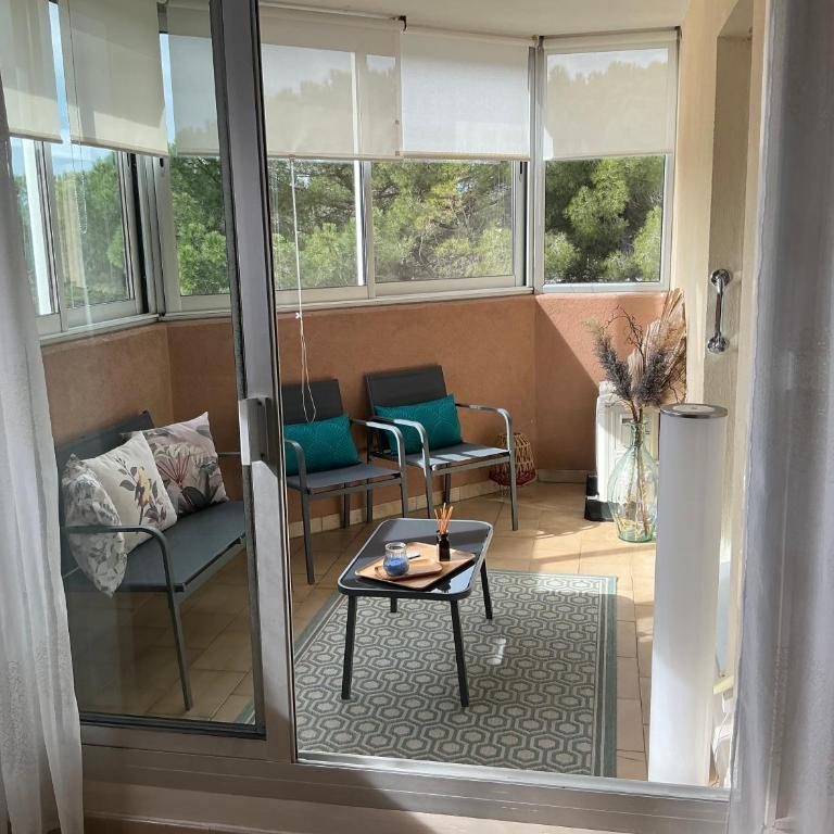 Spacieux T2, emplacement idéal et parking privé - Appartement 1 Chambre - 7