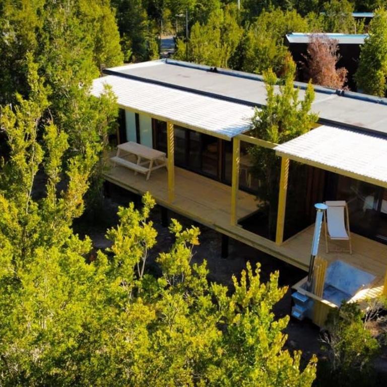 OUTSCAPE I Cabana Familiar En Lago Chapo con Hot Tub - Apartment - 1