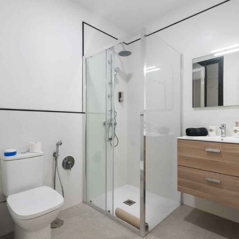 Bright Apt for 4 Las Canteras - Shared Terrace - Apartamento de 1 dormitorio - 4