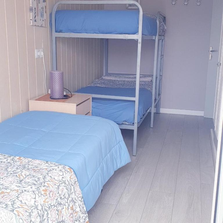 Apartamento playa LLevant mejor zona Salou - Apartment - 7