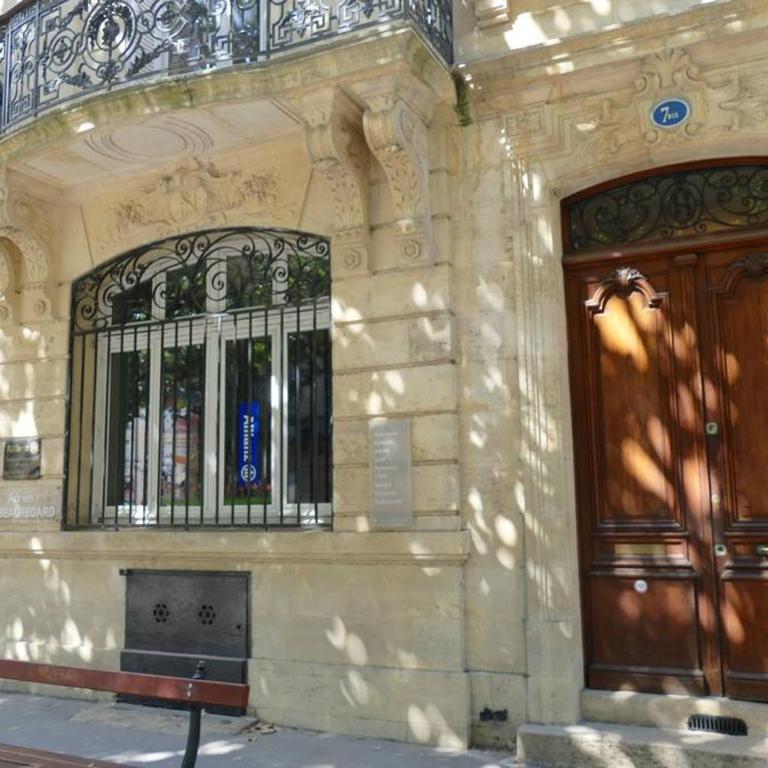 Magnifiques et lumineux Appartement de charme aux Quinconces ideal pour 4 ou 6 personnes - Two-Bedroom Apartment - 17