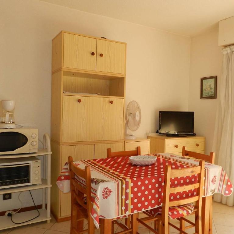 BO240-A09 Appartement Studio 4 couchages BORMES LES MIMOSAS - Studio - 12