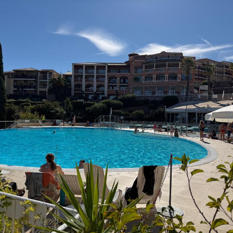 Village cap Esterel, piscine, plage - Apartamento con terraza - 74