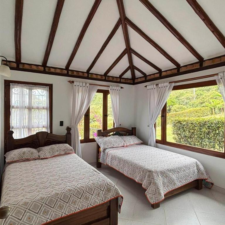 Refugio de la Montaña - Casa campestre con Piscina - Three-Bedroom House - 5