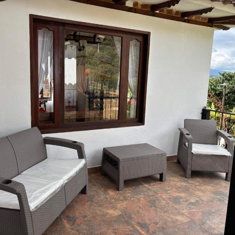 Refugio de la Montaña - Casa campestre con Piscina - Three-Bedroom House - 17