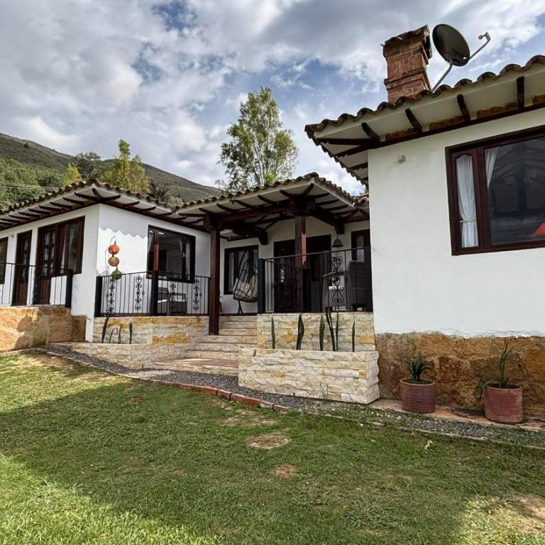 Refugio de la Montaña - Casa campestre con Piscina - Three-Bedroom House - 18
