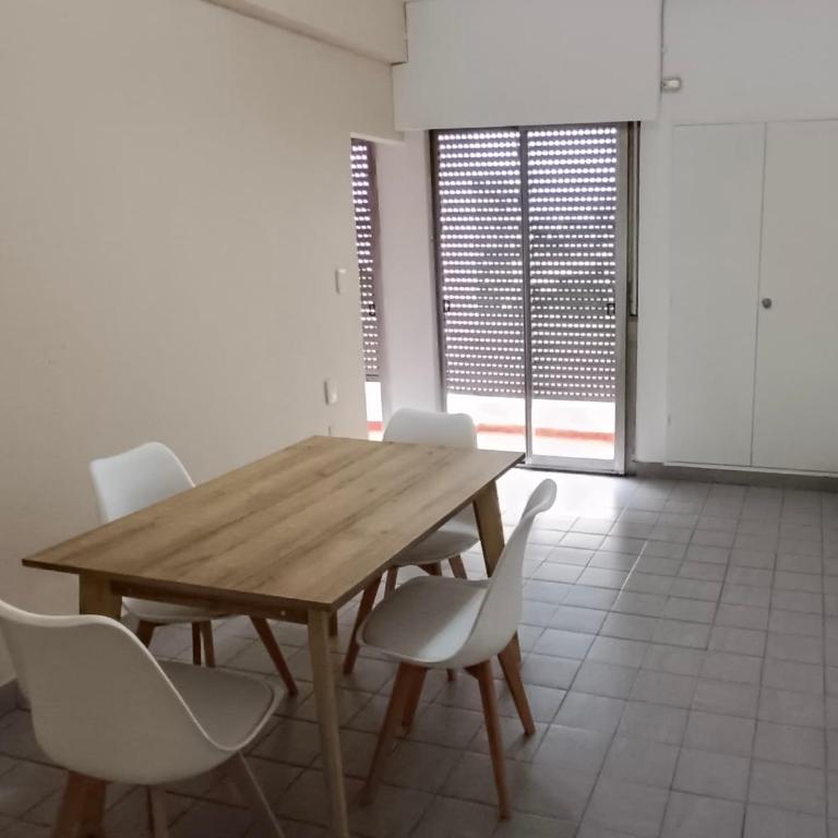 Premier - Apartment with Balcony - 7