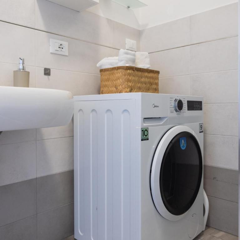 Bologna Comfort 101 - Appartamento con 1 Camera da Letto - 32