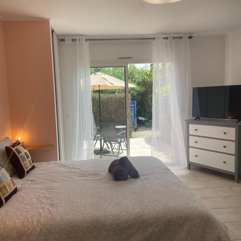 Villa Sole Flats - Chambre Double - Vue sur Piscine - 5