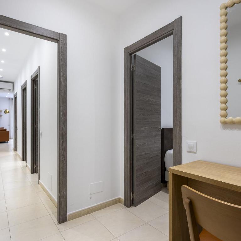 Ola Living Sagrada Familia - Three-Bedroom Apartment with View - 9