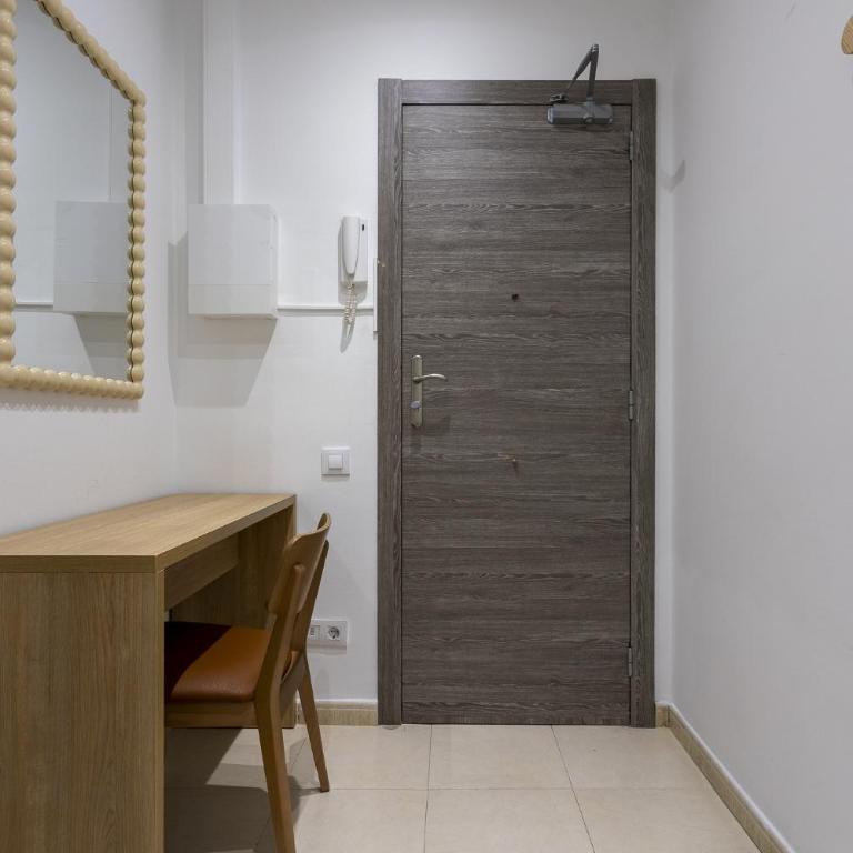 Ola Living Sagrada Familia - Three-Bedroom Apartment with View - 8