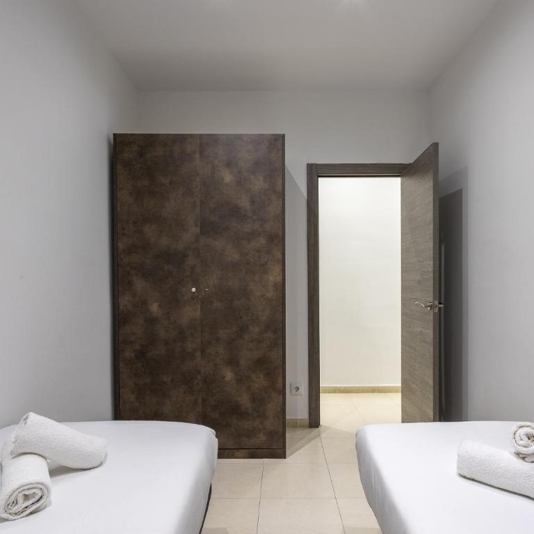 Ola Living Sagrada Familia - Three-Bedroom Apartment with View - 16