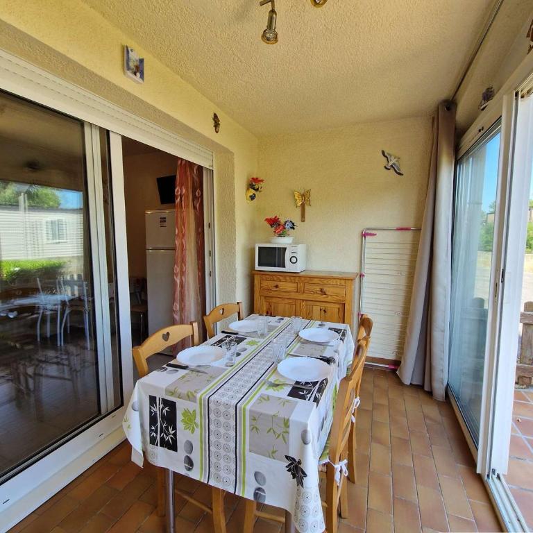 Appartement 2 pièces en rez-de-chaussée proche plage avec parking privé et terrain de pétanque - FR-1-387-109 - Appartement (4 Adultes) - 9