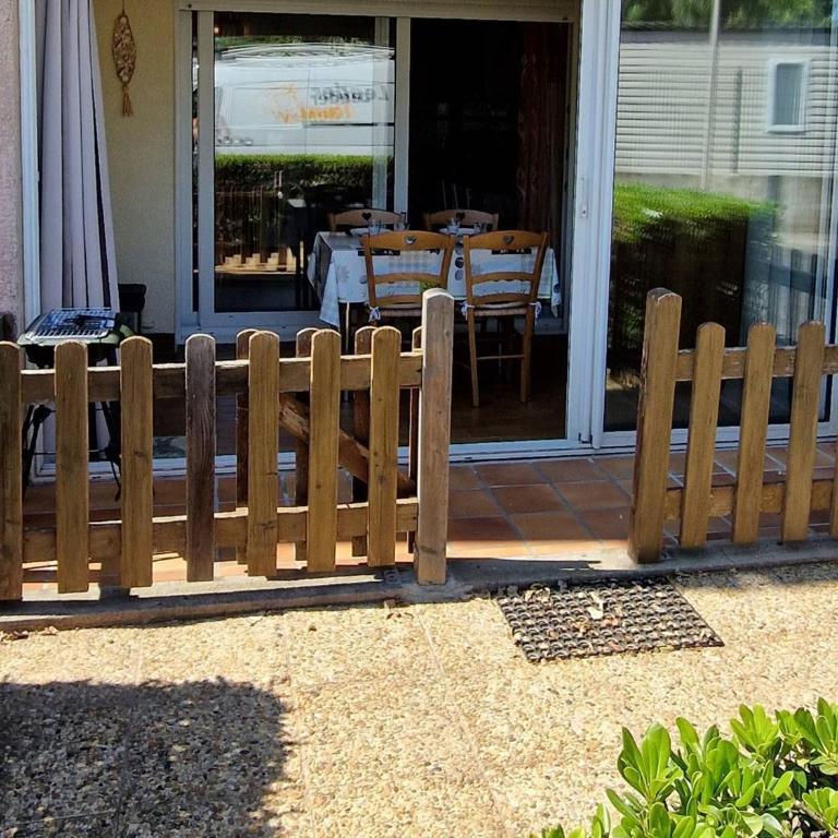 Appartement 2 pièces en rez-de-chaussée proche plage avec parking privé et terrain de pétanque - FR-1-387-109 - Appartement (4 Adultes) - 11