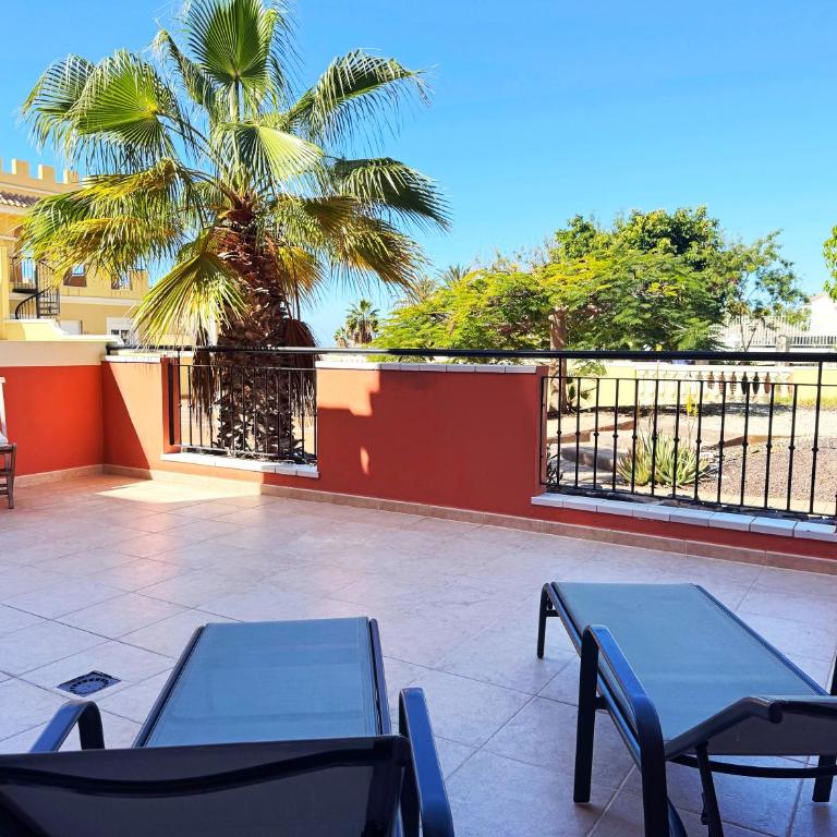 Los Cristianos Apartment - Terrace and Heated Pool - Apartamento de 1 dormitorio con terraza - 1