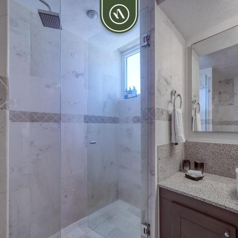 Amazing Condo with Ocean View - Jacuzzi - Beach - Casa - 29