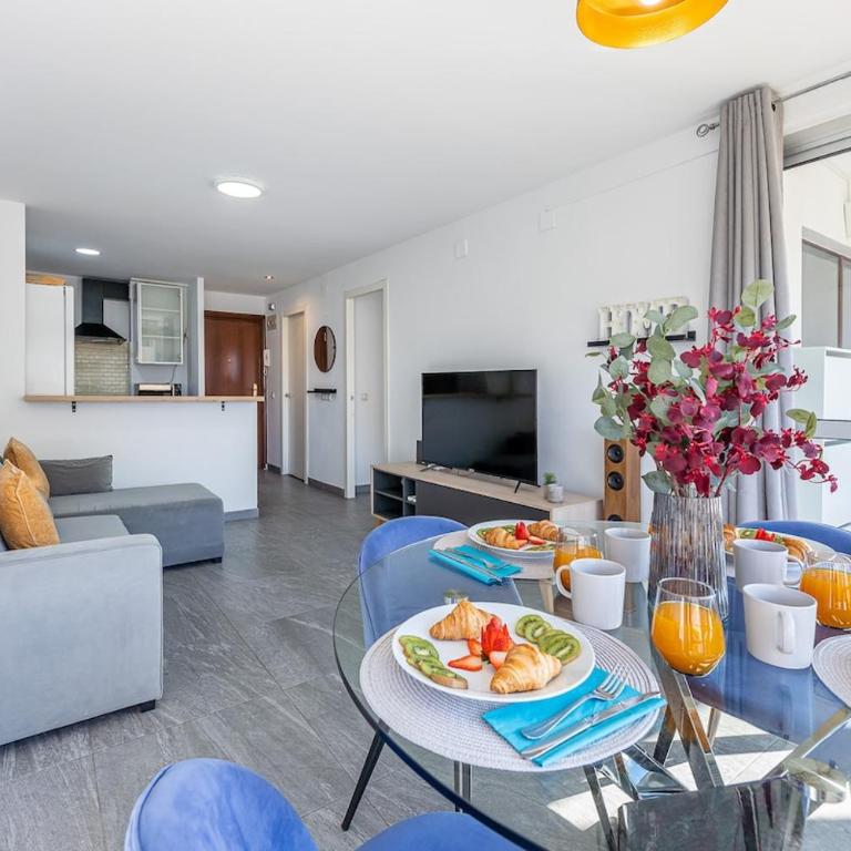 Casa de Chris con Garaje y Piscina a 9 min de la Playa - Apartamento de 1 dormitorio - 9
