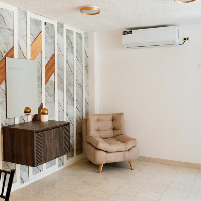 Hermosa casa independiente con jacuzzi privado y BBQ - Vacation Home - 3