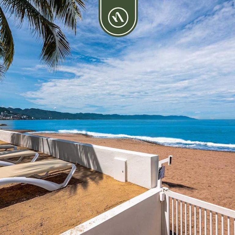 Luxury Oceanfront 3 BR Condo - Pools - Casa - 51