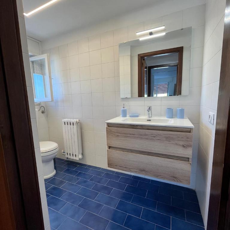 Blu Notte Cielo - One-Bedroom Apartment - 11