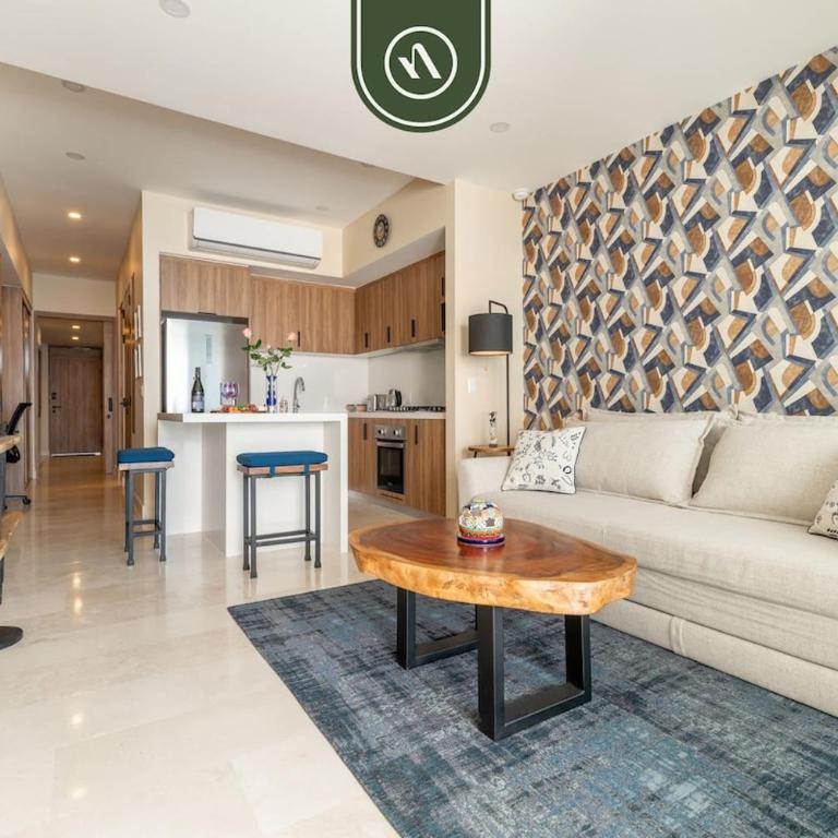 Elegant 1 BR Condo - Beachfront - Pools - King - Vacation Home - 16