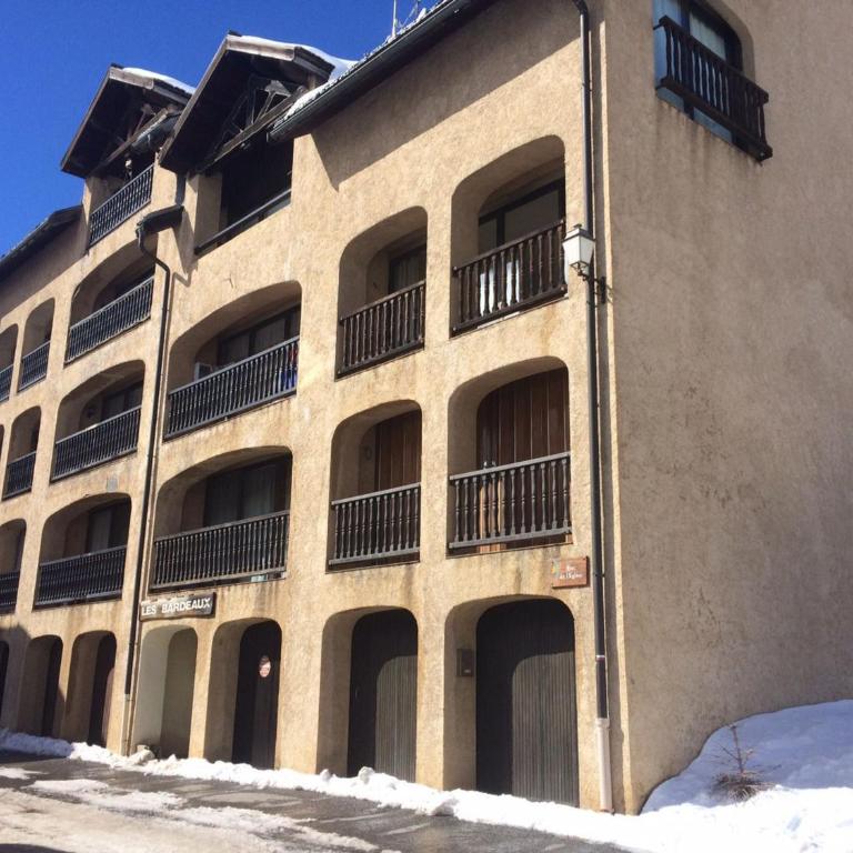 Studio spacieux proche pistes, animaux et parking - FR-1-445-63 - Estudio - 16