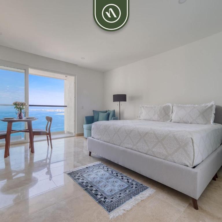 Oceanview Studio - King Bed - Pools - Beachclub - Casa - 1