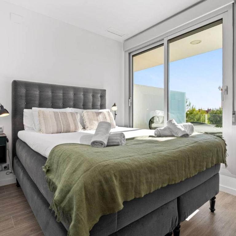 Modern 3BR Apartment Near the Beach- Le Mirage in Cancelada - Apartamento - 11