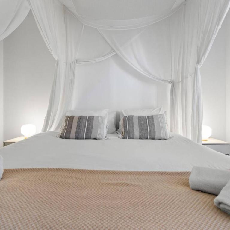 Modern 3BR Apartment Near the Beach- Le Mirage in Cancelada - Apartamento - 16