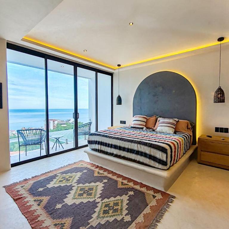 Unique Designer Gem with Private Pool, Elevator, Views - Casa - 4