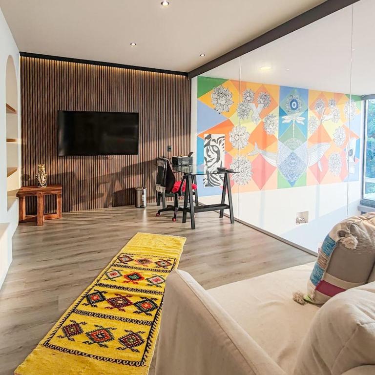 Unique Designer Gem with Private Pool, Elevator, Views - Casa - 16