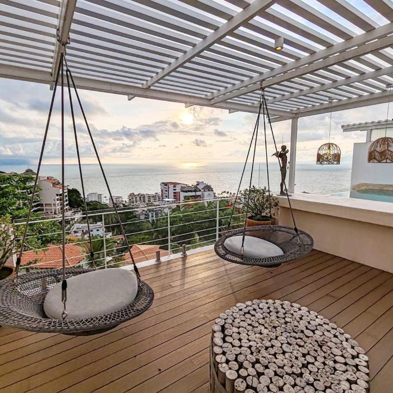 Unique Designer Gem with Private Pool, Elevator, Views - Casa - 1