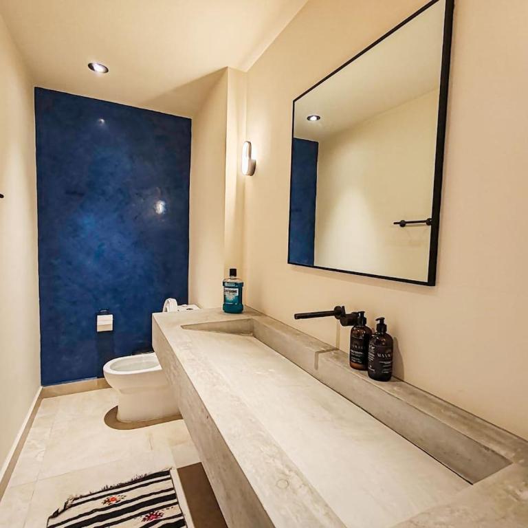 Unique Designer Gem with Private Pool, Elevator, Views - Casa - 40